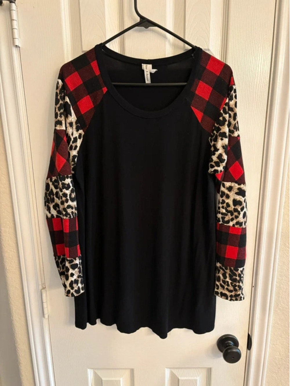 Now N Forever Womens Large Black Tunic Top Buffalo Plaid Leopard Print